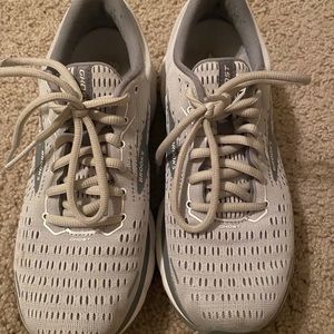 Brooks Ghost 13 Running Shoes